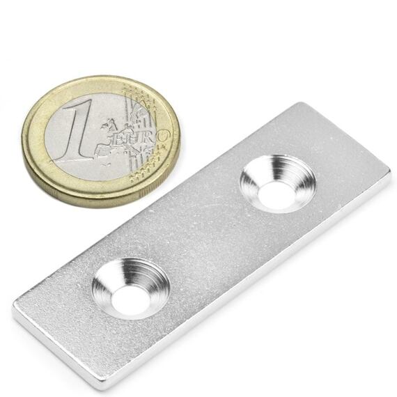 Ocelový plech 60 × 20 × 3 mm, protikus pro magnet, otvory na šroub M5 | OP-60-20-03